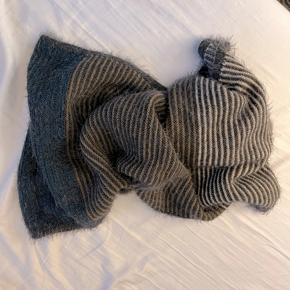Woman’s scarf, super soft